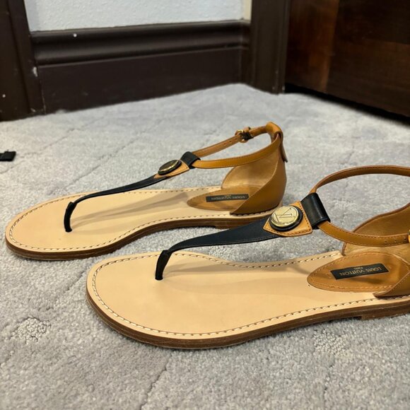 Louis Vuitton Sandals - Picture 3 of 3